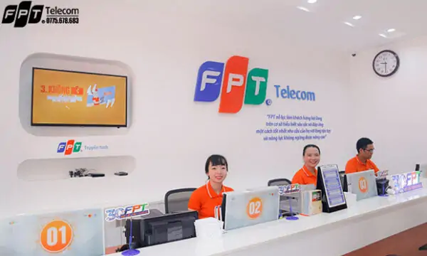 lap wifi fpt quan tan phu